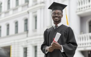 can i become a data analyst without a degree?